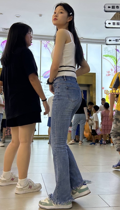偶遇月里嫦娥的小清新牛仔裤丰臀女神[LG-387V]