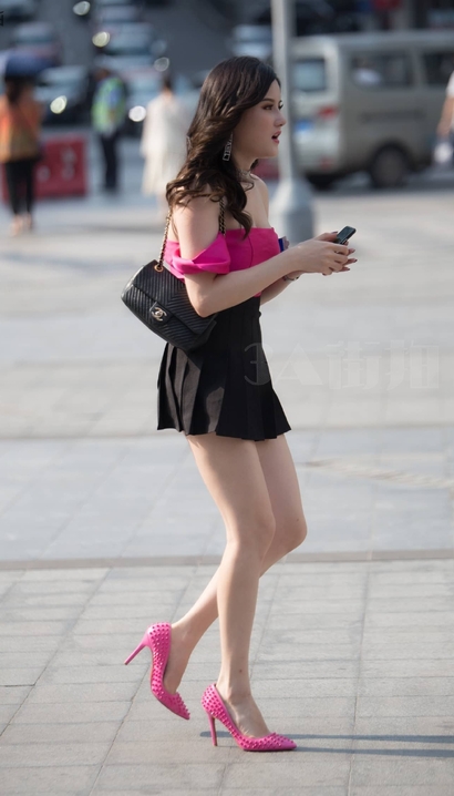 一个翩若惊鸿的小清新裙子翘臀靓女[JA-35IS]